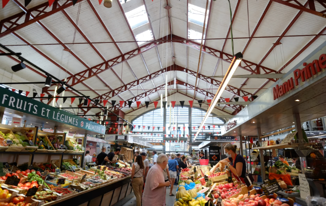 Halles de Biarritz, marché couvert de spécialités basques