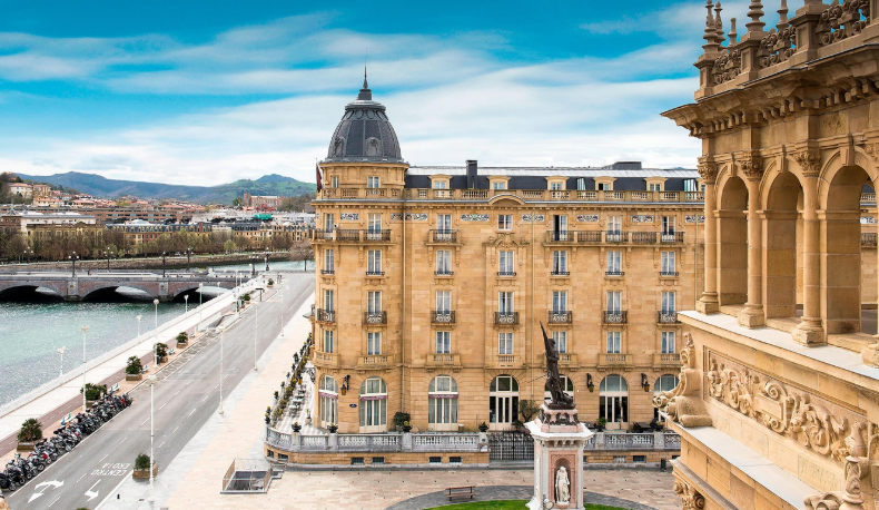 Hotel Maria Cristina San Sebastián, palace Belle Époque accessible
