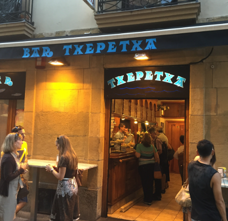 Bar Txepetxa, bar à pintxos aux anchois accessible de Saint-Sébastien